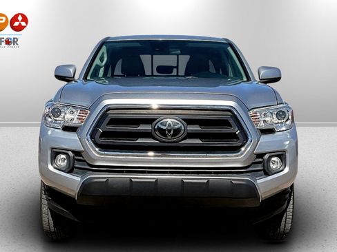 Used 2021 Toyota Tacoma SR5 image 3