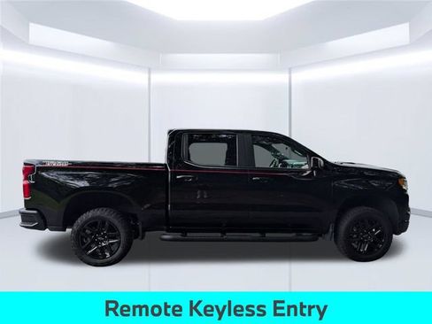 Used 2025 Chevrolet Silverado 1500 LT Trail Boss w/ LPO, Dark Essentials Package AWD/4WD image 8