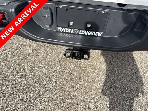 Used 2023 Jeep Gladiator Sport image 13