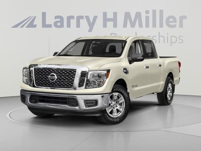 Used 2019 Nissan Titan SV w/ SV Convenience Package