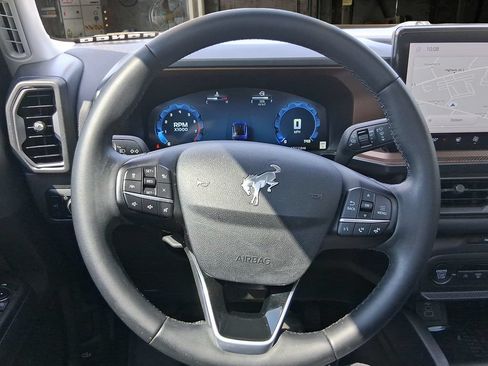 Used 2025 Ford Bronco Sport Outer Banks w/ Outer Banks Tech Package+ AWD/4WD image 18