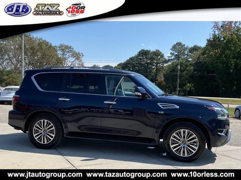 Used 2021 Nissan Armada SL w/ Captain's Chairs Package AWD/4WD image 8