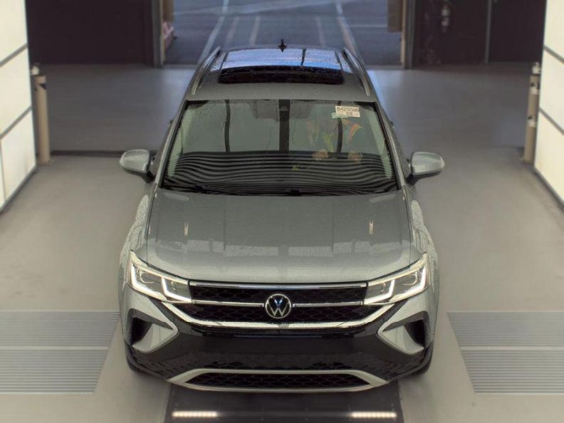 Used 2023 Volkswagen Taos SEL AWD/4WD image 8