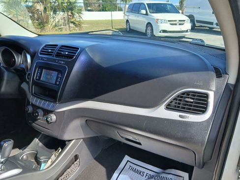 Used 2017 Dodge Journey Crossroad image 17