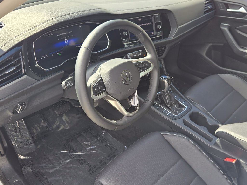 Used 2024 Volkswagen Jetta SE w/ Panoramic Sunroof Package FWD image 11