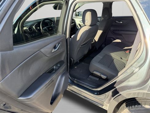 Used 2019 Chevrolet Blazer LT image 25