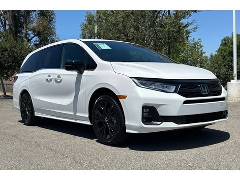 Used 2026 Honda Odyssey Sport-L image 8