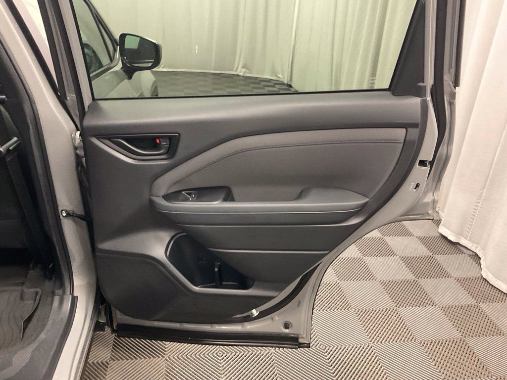 Used 2026 Subaru Forester Premium AWD/4WD image 30
