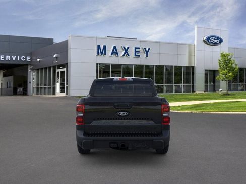 New 2025 Ford Maverick Lariat w/ Black Appearance Package image 5