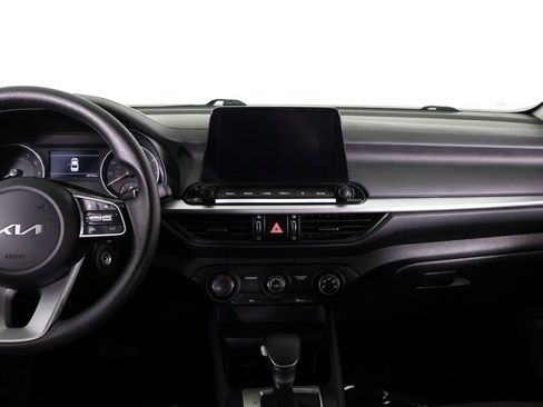 Used 2024 Kia Forte LXS w/ LXS Technology Package FWD image 33