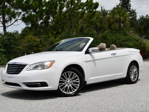 Used 2012 Chrysler 200 Limited FWD image 20