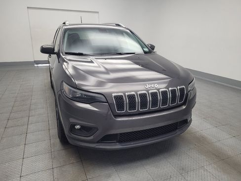 Used 2019 Jeep Cherokee Latitude Plus w/ Cold Weather Group FWD image 14