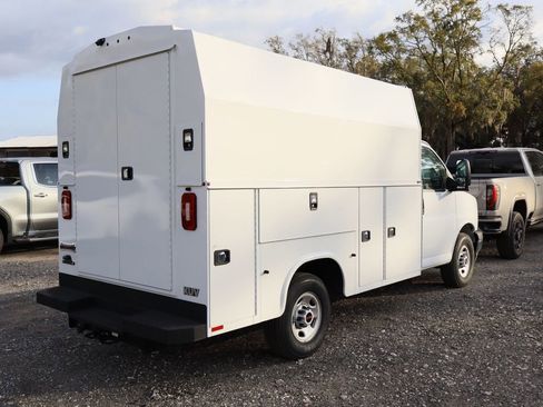 New 2025 GMC Savana 3500 w/ Power Convenience Package image 3