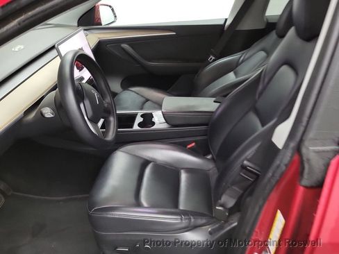 Used 2023 Tesla Model Y Long Range AWD/4WD image 2