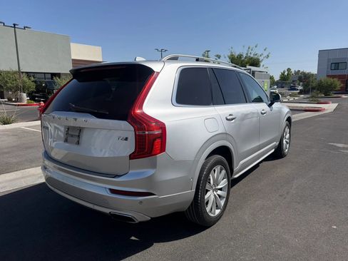 Used 2017 Volvo XC90 T6 Momentum w/ Vision Package AWD/4WD image 5