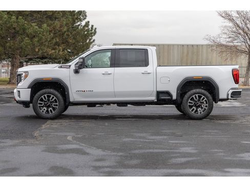 Used 2022 GMC Sierra 2500 AT4 w/ Gooseneck/5TH Wheel Package image 6