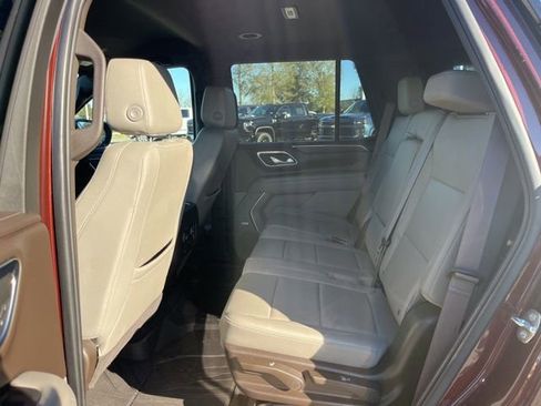 Used 2023 Chevrolet Tahoe LT image 32