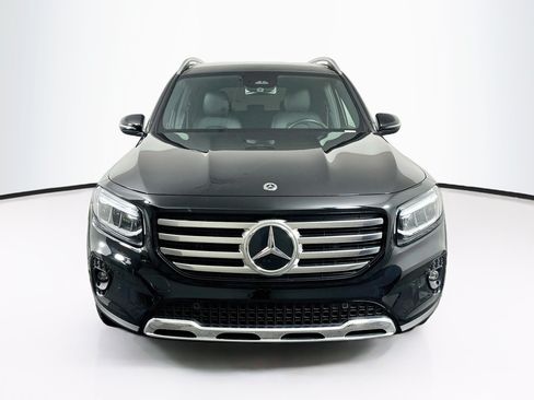 Used 2024 Mercedes-Benz GLB 250 w/ Exclusive Package image 2