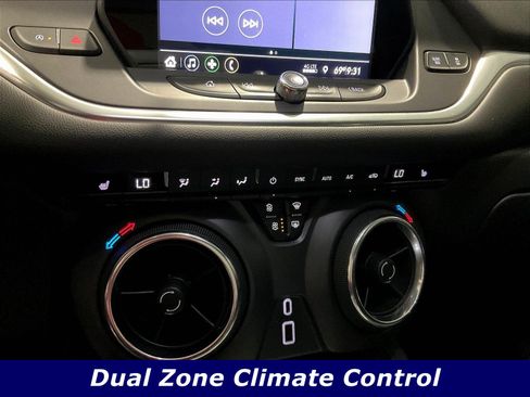 Used 2020 Chevrolet Blazer LT FWD image 15