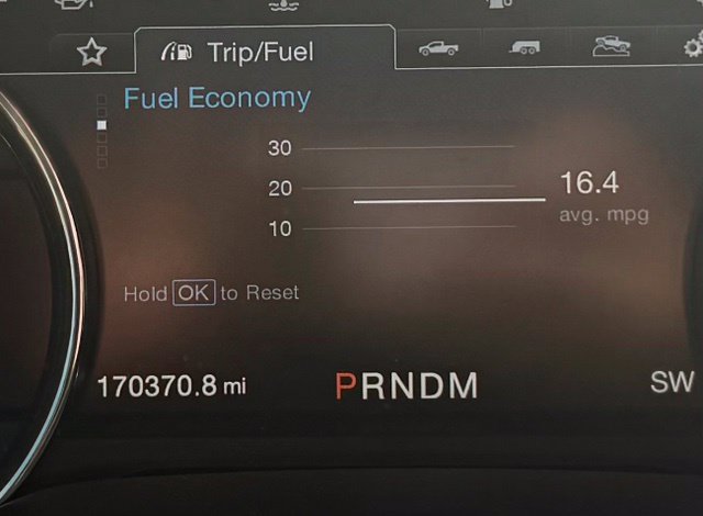 Used 2019 Ford F150 Lariat w/ Equipment Group 502A Luxury AWD/4WD image 17