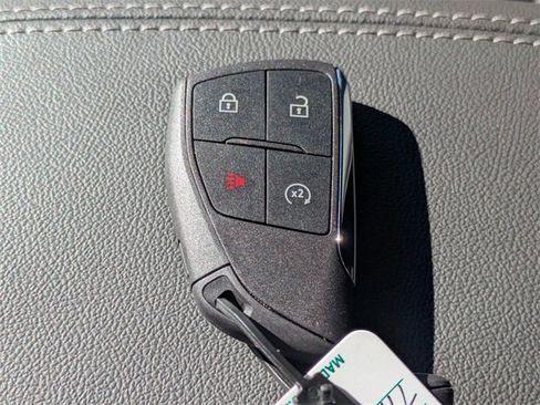 New 2026 GMC Canyon Elevation w/ Convenience Package image 34