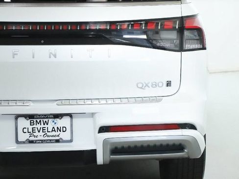 Used 2025 INFINITI QX80 Sensory AWD/4WD image 48