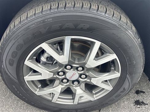 Used 2021 GMC Acadia SLE w/ Driver Convenience Package image 31