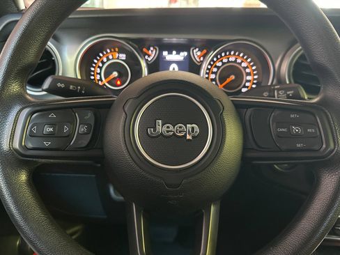 Used 2021 Jeep Gladiator Sport w/ Trailer Tow Package AWD/4WD image 30