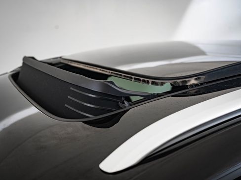 Used 2022 Audi Q4 e-tron Premium w/ Convenience Package image 14