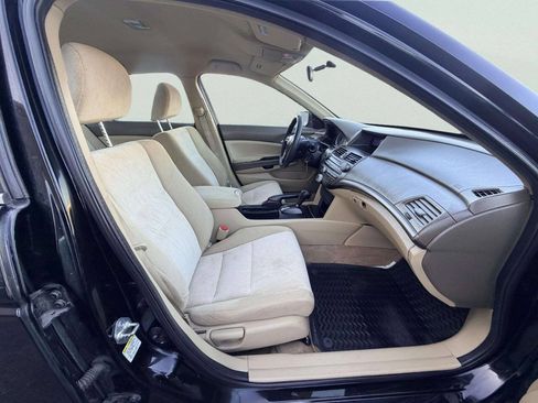 Used 2010 Honda Accord LX image 27