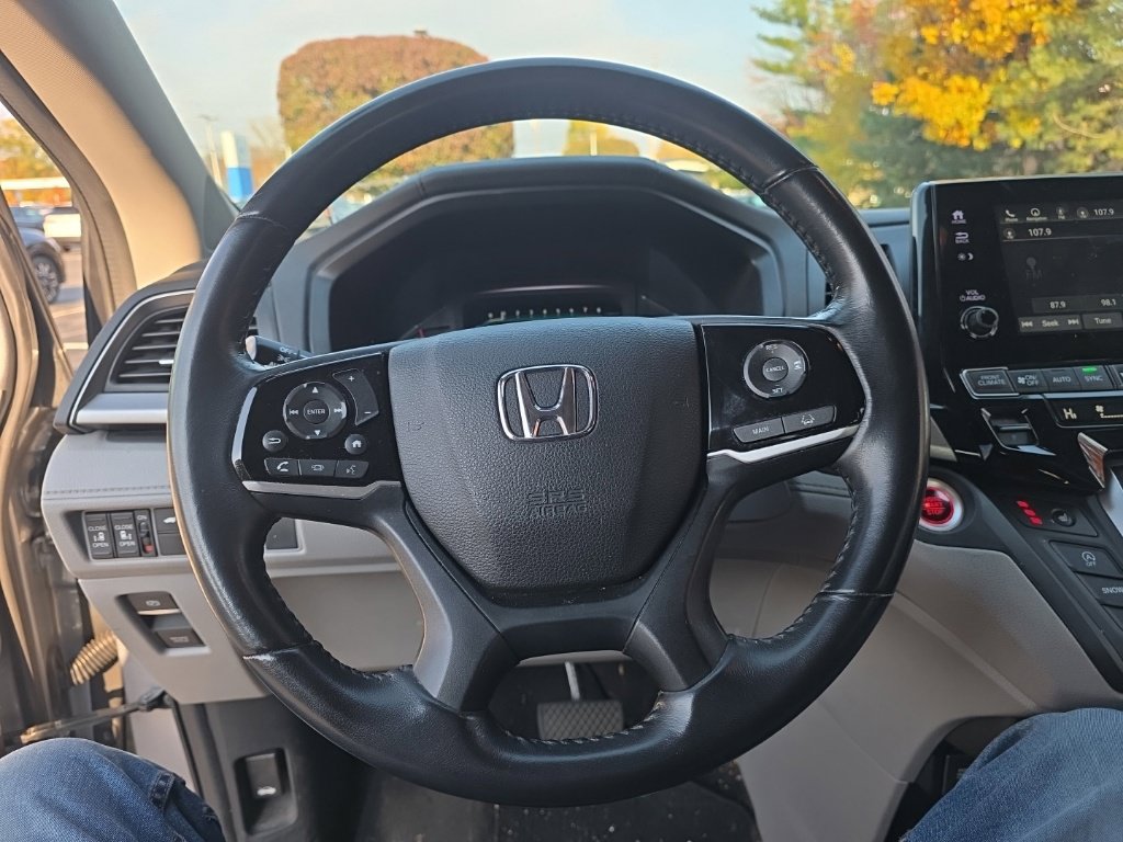 Used 2018 Honda Odyssey Touring image 16