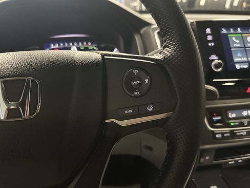 Used 2024 Honda Passport EX-L image 15