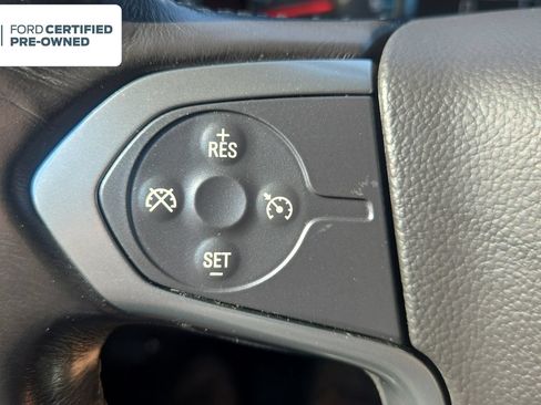 Used 2018 Chevrolet Silverado 1500 LT AWD/4WD image 18