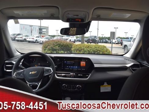 New 2026 Chevrolet TrailBlazer LT w/ Convenience Package image 17
