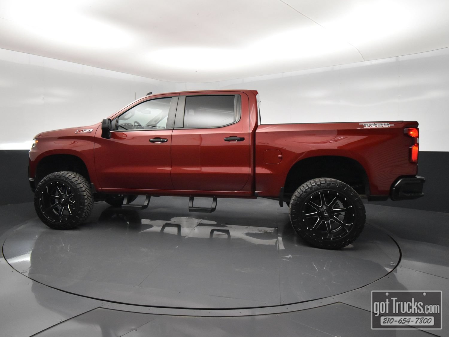 Used 2020 Chevrolet Silverado 1500 LT Trail Boss AWD/4WD image 3