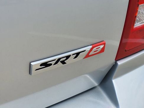 Used 2006 Dodge Magnum SRT8 w/ SRT Option Group III RWD image 9