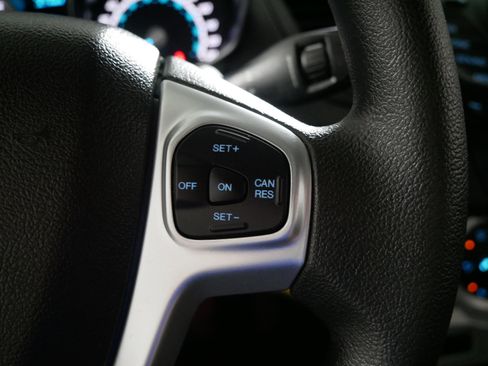 Used 2017 Ford Fiesta SE w/ Cold Weather Package FWD image 28