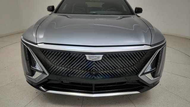 Used 2024 Cadillac Lyriq Tech w/ Driver Assist Package AWD/4WD image 24
