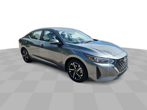 Used 2024 Nissan Sentra SV FWD image 2