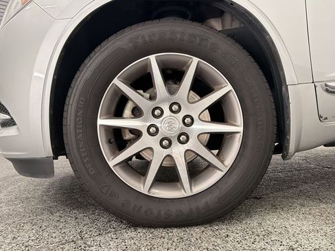 Used 2016 Buick Enclave Leather image 11