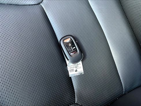 Used 2024 Honda Accord EX-L image 34