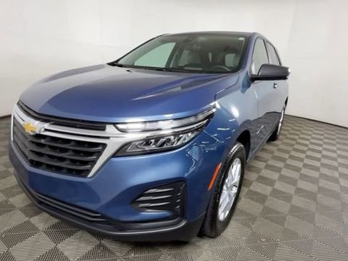 Used 2024 Chevrolet Equinox LS w/ LS Convenience Package AWD/4WD image 10