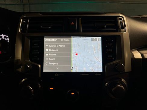 Used 2024 Toyota 4Runner SR5 Premium w/ Moonroof Package RWD image 9