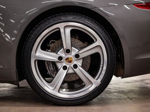 Used 2016 Porsche 911 Carrera RWD image 22