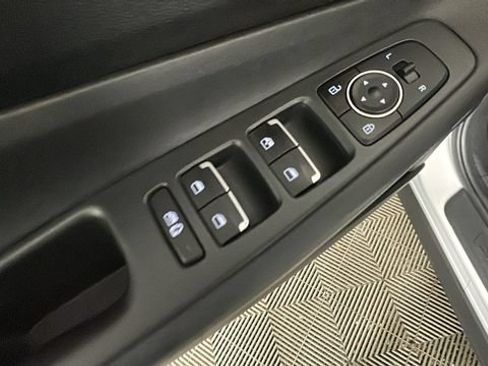 Used 2023 Hyundai Santa Fe SE w/ Cargo Package FWD image 10