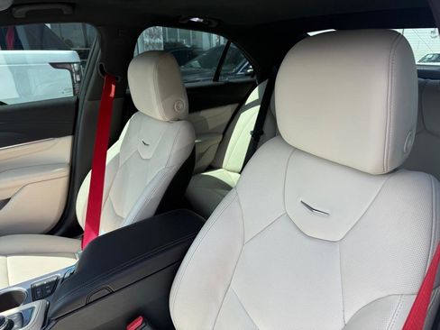Used 2022 Cadillac CT4 Premium Luxury RWD image 30