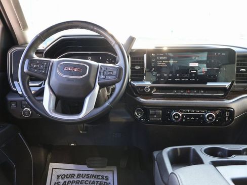 Used 2024 GMC Sierra 2500 SLE image 18