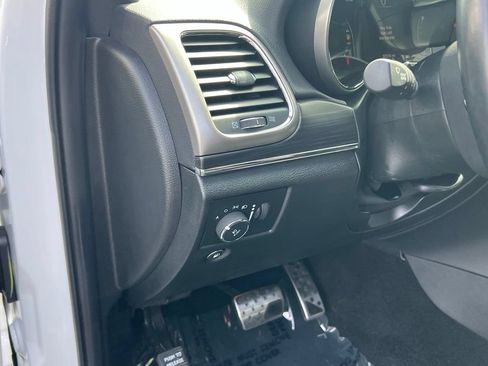 Used 2021 Jeep Grand Cherokee Limited w/ Sun & Sound Group AWD/4WD image 13