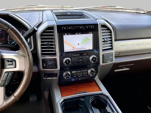 Used 2019 Ford F250 King Ranch w/ King Ranch Ultimate Package AWD/4WD image 7