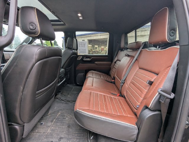 Used 2024 GMC Sierra 2500 Denali Ultimate AWD/4WD image 9